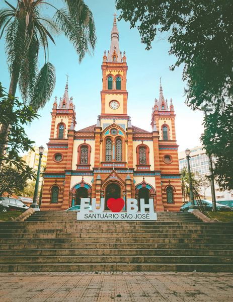  Tòa nhà cao tầng 